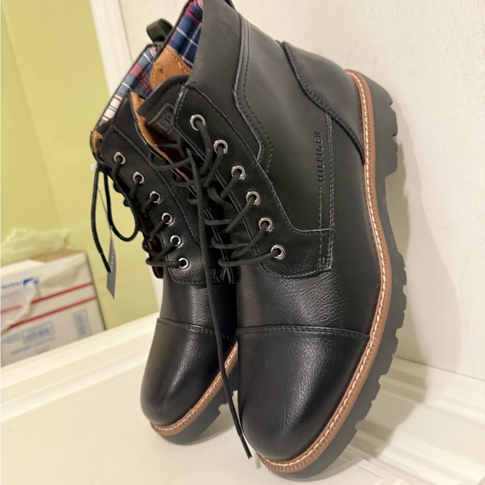 Tommy Hilfiger Men's Tarlin Fashion Boot new size 10.5 men H20N17 - Picture 5 of 15